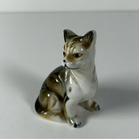 Vintage Miniature Porcelain Cat ABYSSINIAN Figurine Brown & White 3.5” - Picture 5 of 7